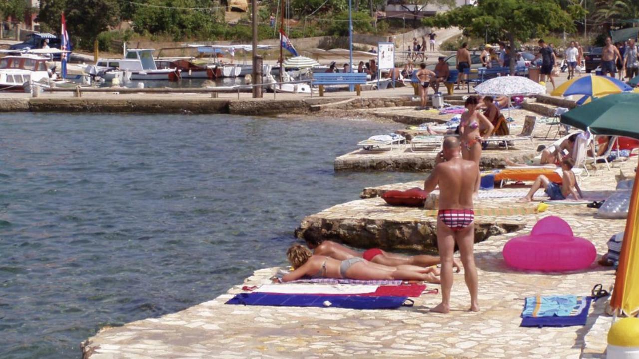 Ceprljanda Ugljan Daire Dış mekan fotoğraf